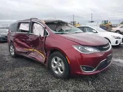 2C4RC1EG1HR736134 2017 CHRYSLER PACIFICA