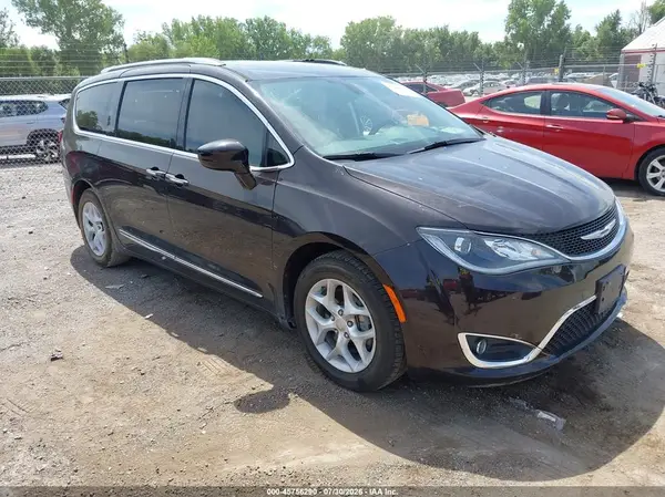 2C4RC1EG1HR743567 2017 CHRYSLER PACIFICA - Image 1
