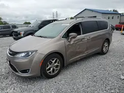 2C4RC1EG1HR759493 2017 CHRYSLER PACIFICA