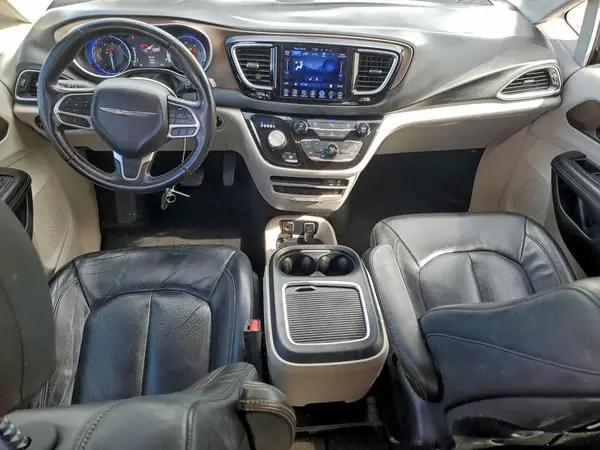 2C4RC1EG1HR780134 2017 CHRYSLER PACIFICA - Image 8