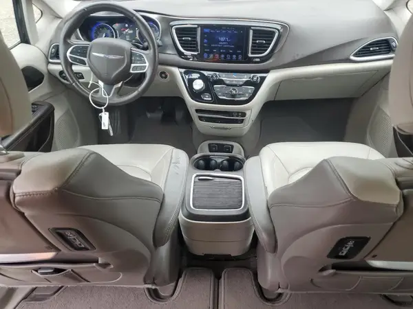 2C4RC1EG1HR811317 2017 CHRYSLER PACIFICA - Image 8