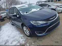 2C4RC1EG1HR811351 2017 CHRYSLER PACIFICA