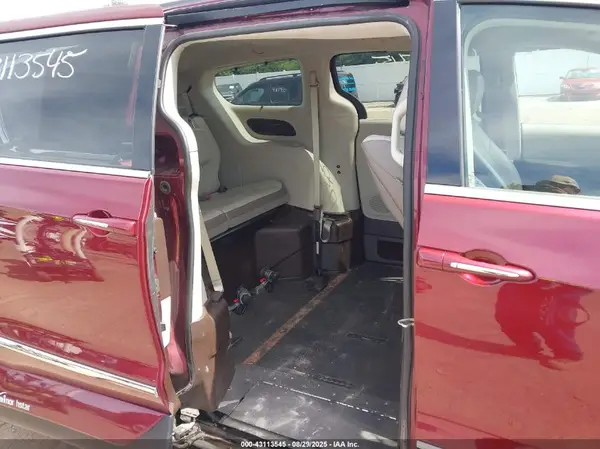 2C4RC1EG1HR826982 2017 CHRYSLER PACIFICA - Image 8