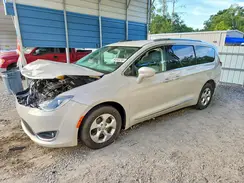2C4RC1EG1HR839425 2017 CHRYSLER PACIFICA
