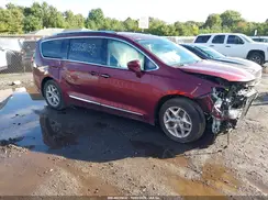 2C4RC1EG1HR851168 2017 CHRYSLER PACIFICA