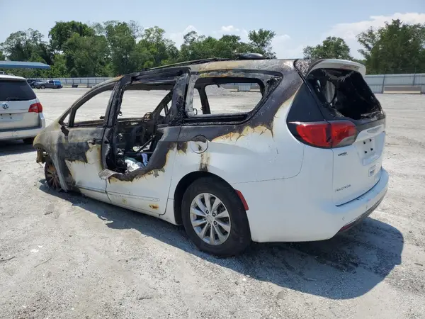 2C4RC1EG1JR100898 2018 CHRYSLER PACIFICA - Image 2