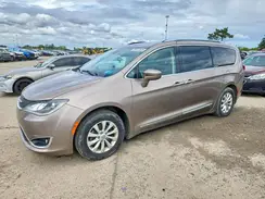 2C4RC1EG1JR110914 2018 CHRYSLER PACIFICA