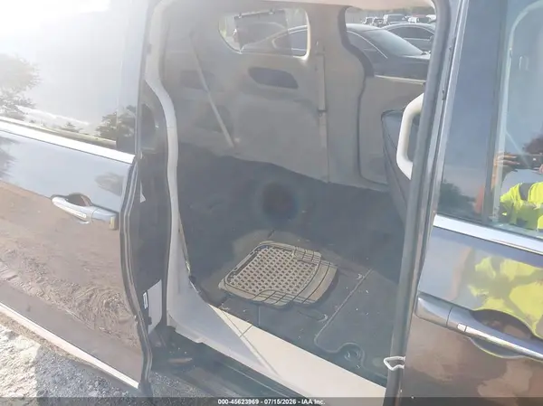 2C4RC1EG1JR112887 2018 CHRYSLER PACIFICA - Image 8