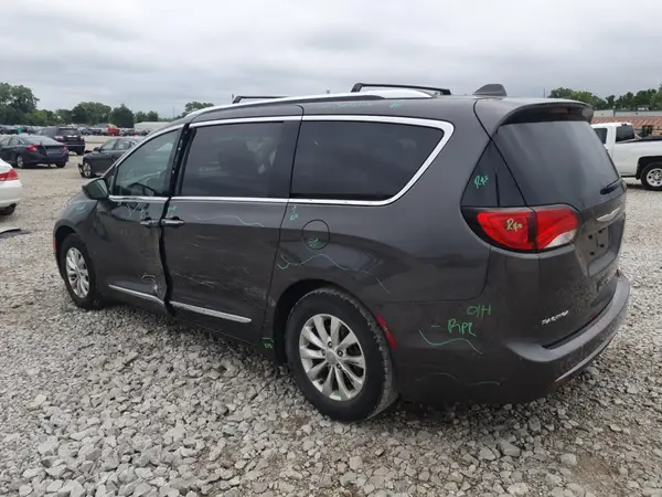 2C4RC1EG1JR130175 2018 CHRYSLER PACIFICA - Image 2