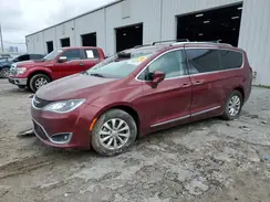 2C4RC1EG1JR131228 2018 CHRYSLER PACIFICA