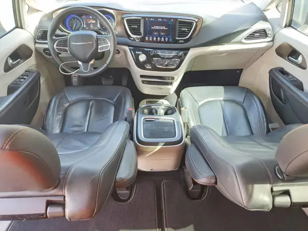 2C4RC1EG1JR139443 2018 CHRYSLER PACIFICA - Image 8