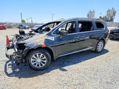 2C4RC1EG1JR149924 2018 CHRYSLER PACIFICA