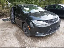 2C4RC1EG1JR157263 2018 CHRYSLER PACIFICA