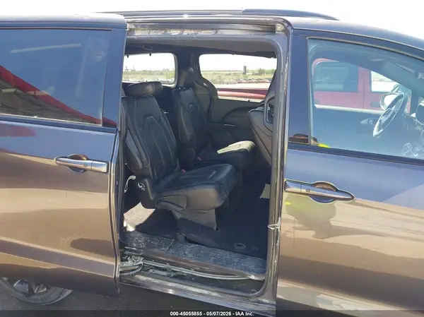 2C4RC1EG1JR158820 2018 CHRYSLER PACIFICA - Image 8