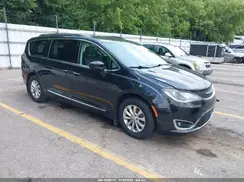 2C4RC1EG1JR187444 2018 CHRYSLER PACIFICA