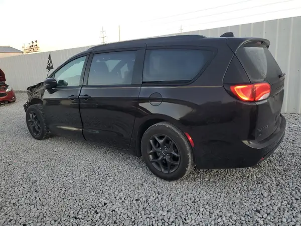 2C4RC1EG1JR226713 2018 CHRYSLER PACIFICA - Image 2
