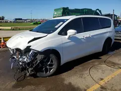 2C4RC1EG1JR227618 2018 CHRYSLER PACIFICA