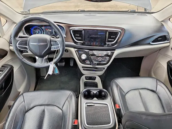 2C4RC1EG1JR270775 2018 CHRYSLER PACIFICA - Image 8