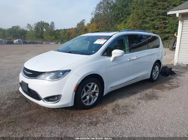 2C4RC1EG1JR286765 2018 CHRYSLER PACIFICA - Image 2