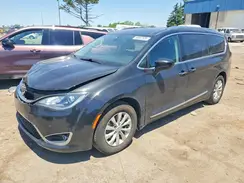 2C4RC1EG1JR294512 2018 CHRYSLER PACIFICA