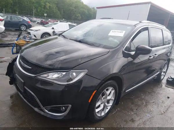 2C4RC1EG1JR311020 2018 CHRYSLER PACIFICA - Image 2