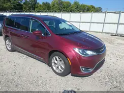 2C4RC1EG1JR317478 2018 CHRYSLER PACIFICA