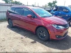 2C4RC1EG1JR322311 2018 CHRYSLER PACIFICA