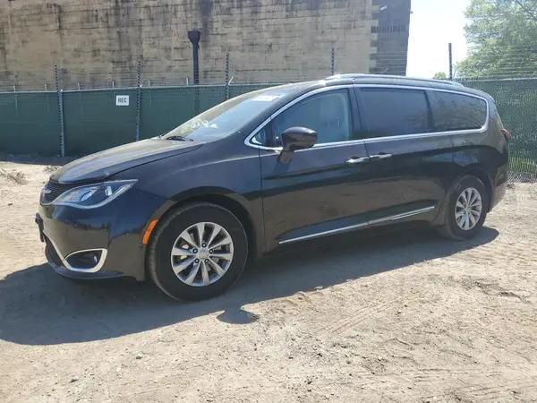 2C4RC1EG1JR330828 2018 CHRYSLER PACIFICA - Image 1