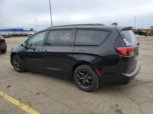 2C4RC1EG1JR332580 2018 CHRYSLER PACIFICA - Image 2