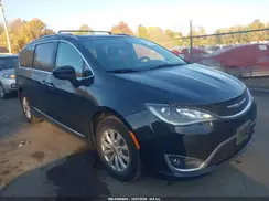 2C4RC1EG1JR350626 2018 CHRYSLER PACIFICA