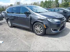 2C4RC1EG1JR351095 2018 CHRYSLER PACIFICA