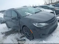 2C4RC1EG1JR353459 2018 CHRYSLER PACIFICA