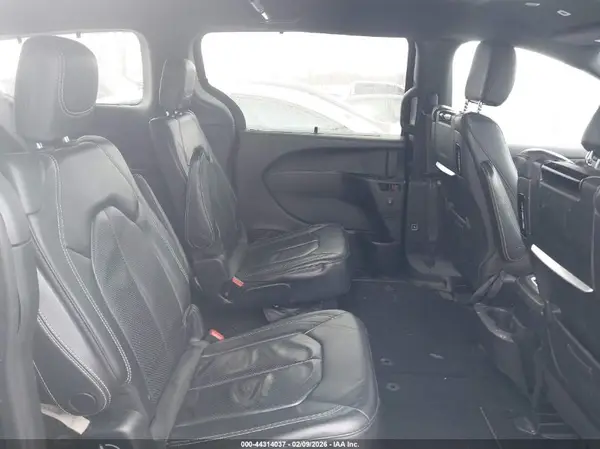 2C4RC1EG1JR353459 2018 CHRYSLER PACIFICA - Image 8