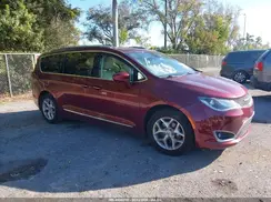 2C4RC1EG1KR509517 2019 CHRYSLER PACIFICA
