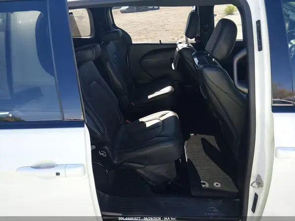 2C4RC1EG1KR575940 2019 CHRYSLER PACIFICA - Image 8