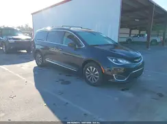 2C4RC1EG1KR627731 2019 CHRYSLER PACIFICA