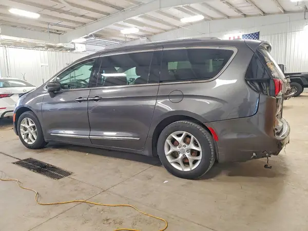 2C4RC1EG1KR644576 2019 CHRYSLER PACIFICA - Image 2