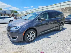 2C4RC1EG1KR686942 2019 CHRYSLER PACIFICA