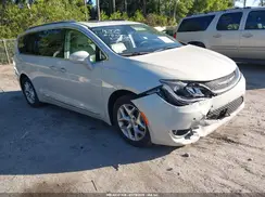 2C4RC1EG1KR721771 2019 CHRYSLER PACIFICA