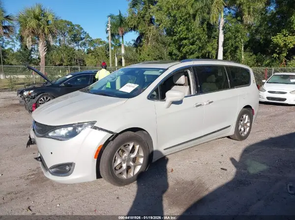 2C4RC1EG1KR721771 2019 CHRYSLER PACIFICA - Image 2