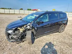 2C4RC1EG1LR105831 2020 CHRYSLER PACIFICA