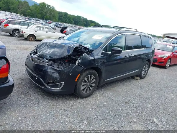 2C4RC1EG1LR135993 2020 CHRYSLER PACIFICA - Image 2