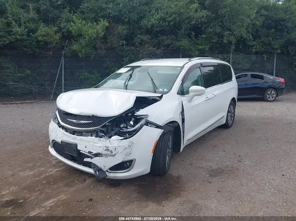 2C4RC1EG1LR158545 2020 CHRYSLER PACIFICA - Image 2