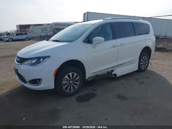 2C4RC1EG1LR165835 2020 CHRYSLER PACIFICA - Image 2