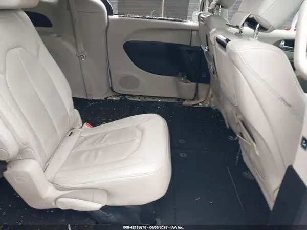 2C4RC1EG2HR506313 2017 CHRYSLER PACIFICA - Image 8