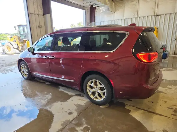 2C4RC1EG2HR518266 2017 CHRYSLER PACIFICA - Image 2