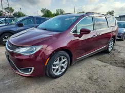 2C4RC1EG2HR526089 2017 CHRYSLER PACIFICA