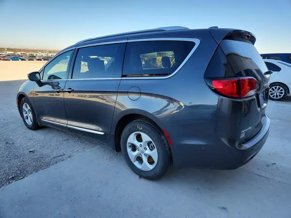 2C4RC1EG2HR528540 2017 CHRYSLER PACIFICA - Image 2