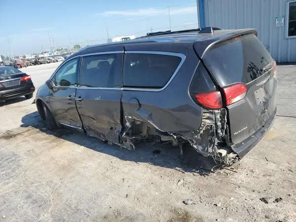 2C4RC1EG2HR541739 2017 CHRYSLER PACIFICA - Image 2