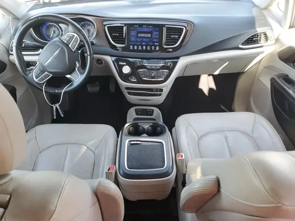 2C4RC1EG2HR541739 2017 CHRYSLER PACIFICA - Image 8
